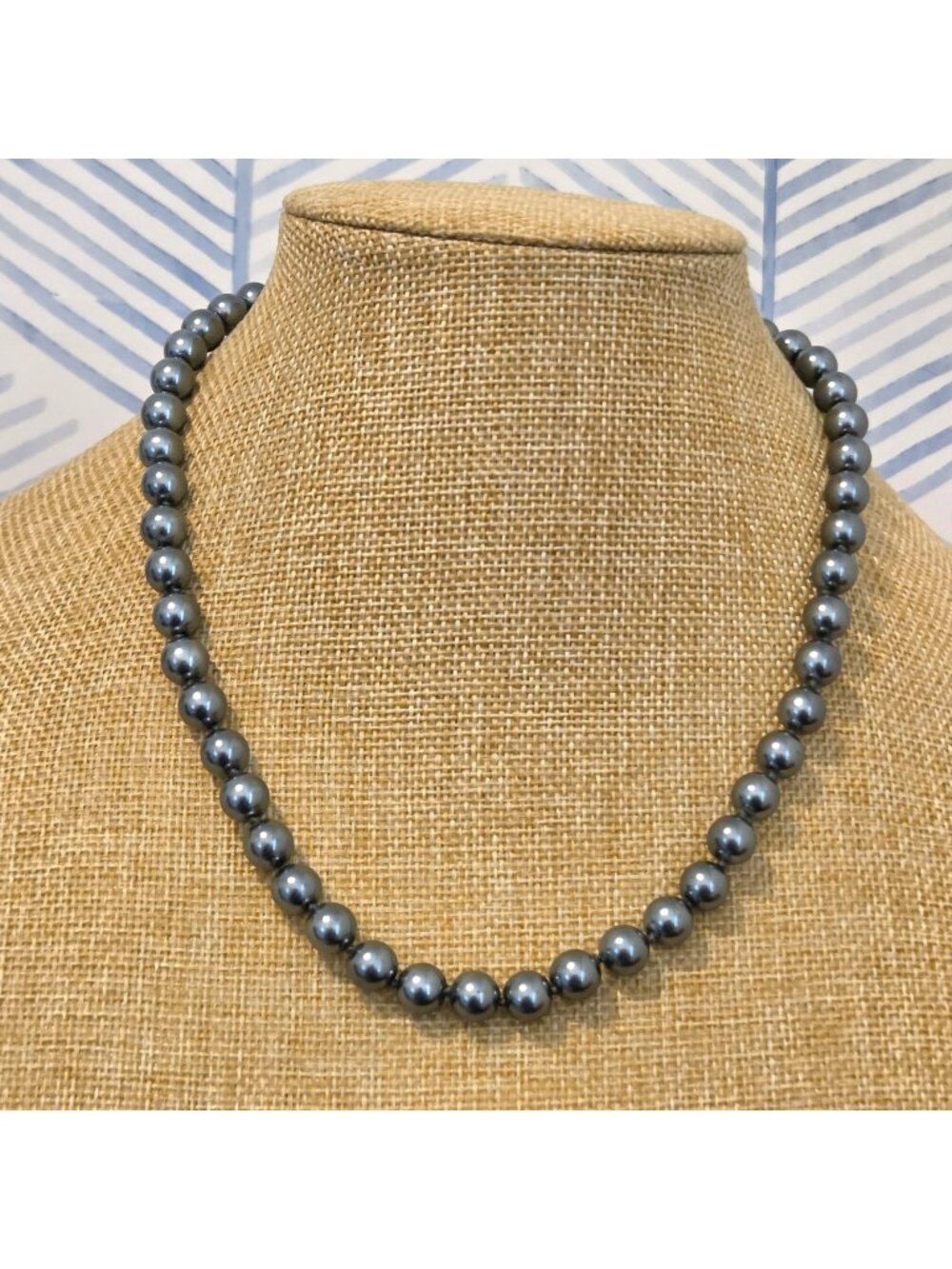 Gray Faux Fresh Water Pearl Beaded 16" Necklace